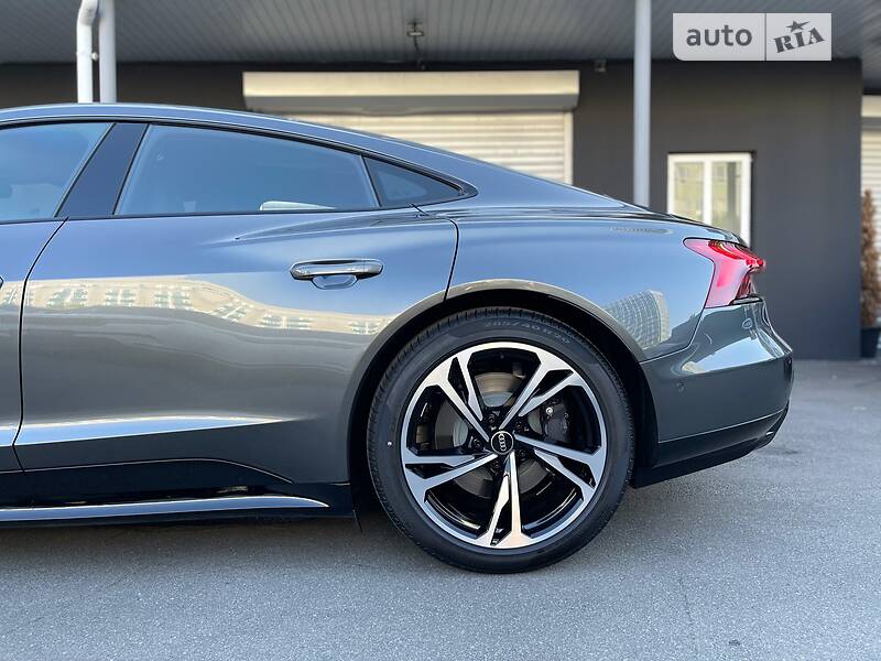Лифтбек Audi e-tron GT 2022 в Киеве