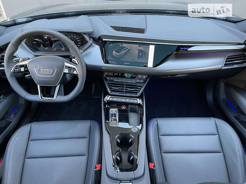 Лифтбек Audi e-tron GT 2022 в Киеве