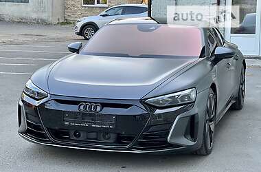 Ліфтбек Audi e-tron GT 2022 в 