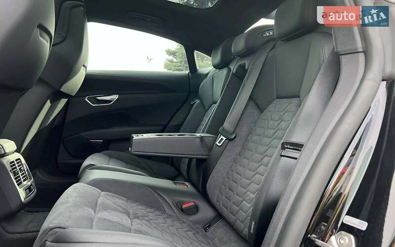Лифтбек Audi e-tron GT 2022 в Львове фото 8 Лифтбек Audi e-tron GT 2022 в Львове