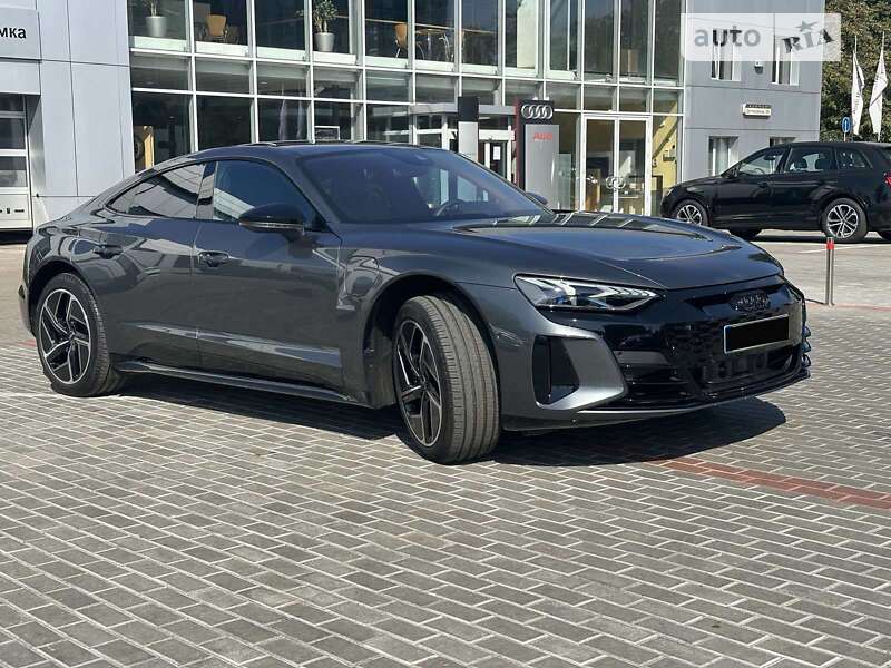 Лифтбек Audi e-tron GT 2022 в Киеве