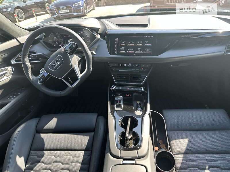 Лифтбек Audi e-tron GT 2022 в Киеве