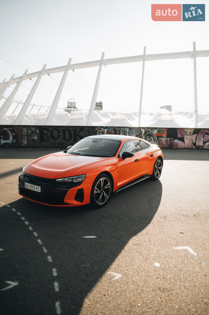 2021 Audi e-tron GT - мініатюра 13