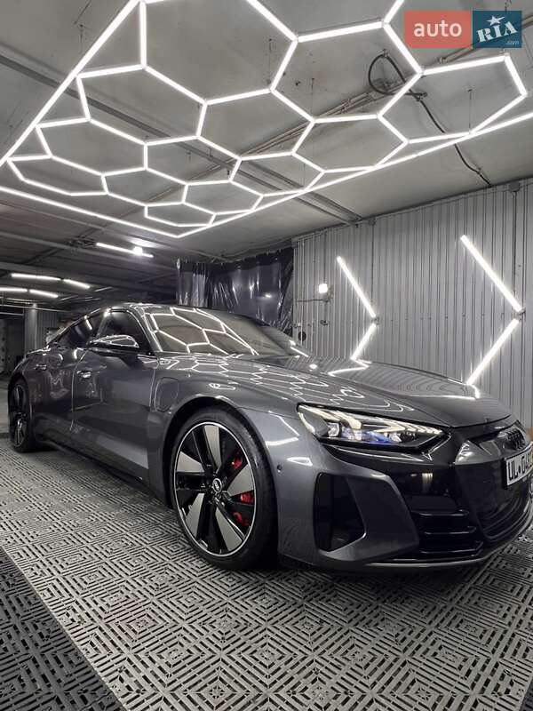Лифтбек Audi e-tron GT 2022 в Киеве