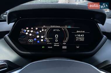 Лифтбек Audi e-tron GT 2021 в 
