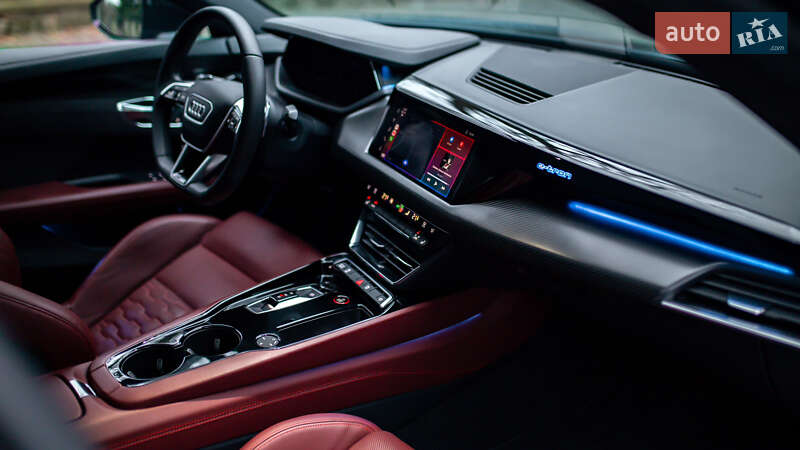Лифтбек Audi e-tron GT 2021 в Черновцах