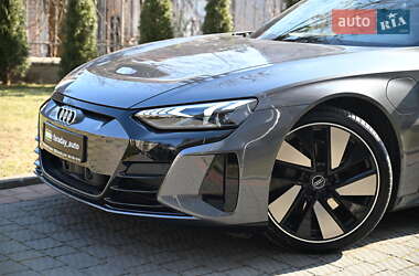 Лифтбек Audi e-tron GT 2021 в 
