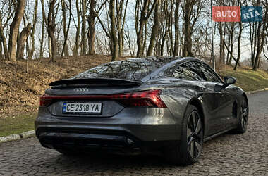 Лифтбек Audi e-tron GT 2021 в 