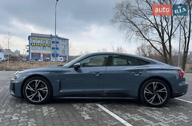 Лифтбек Audi e-tron GT 2021 в 