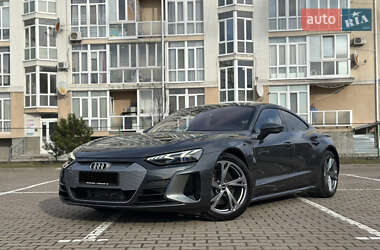 Лифтбек Audi e-tron GT 2021 в 