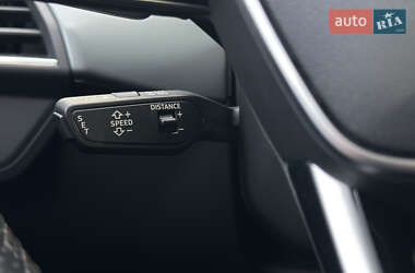 Лифтбек Audi e-tron GT 2021 в 