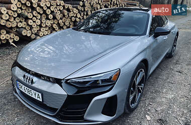 Ліфтбек Audi e-tron GT 2021 в 