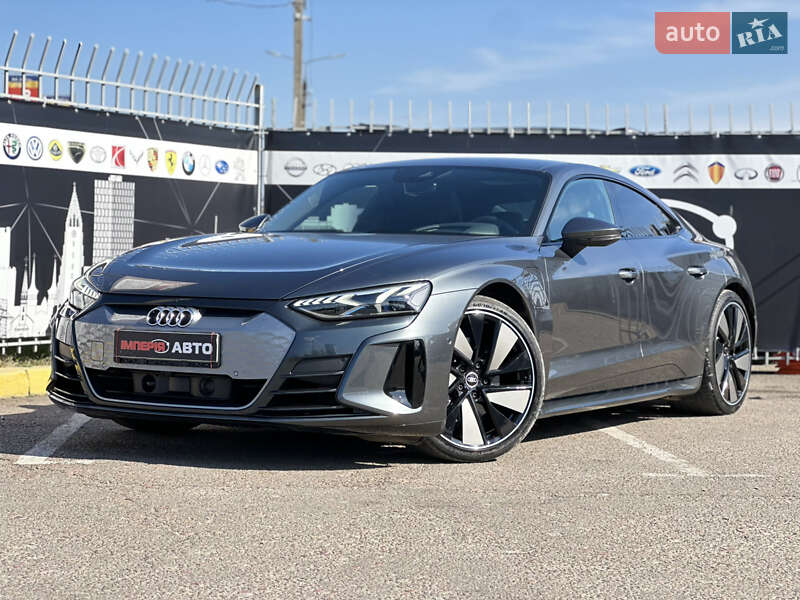 Ліфтбек Audi e-tron GT 2021 в 