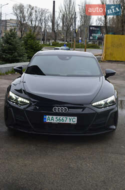 Ліфтбек Audi e-tron GT 2021 в 