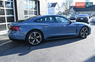 Лифтбек Audi e-tron GT 2022 в 