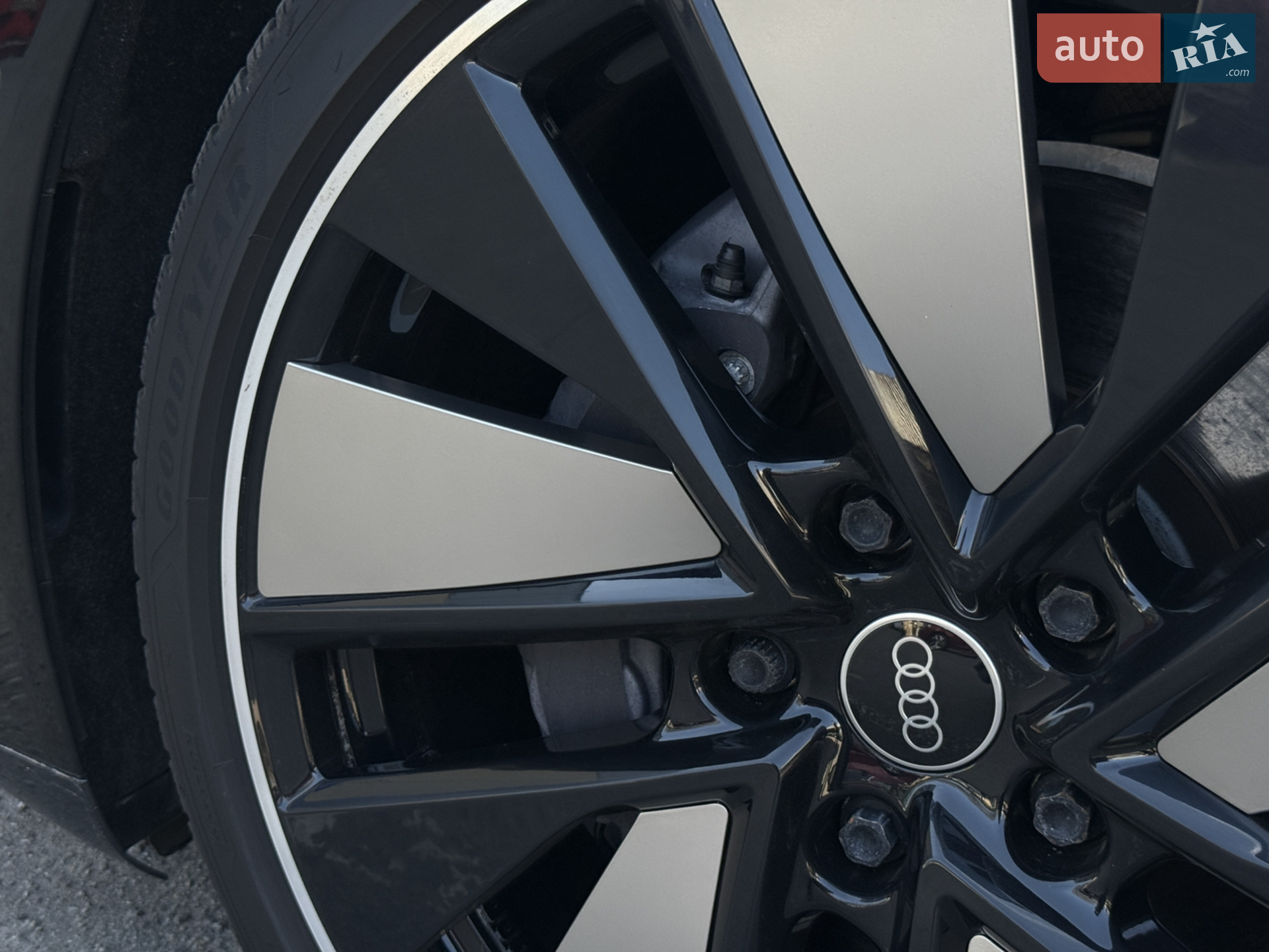 2021 Audi e-tron GT - мініатюра 4