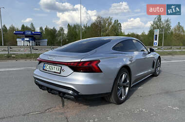 Лифтбек Audi e-tron GT 2021 в 