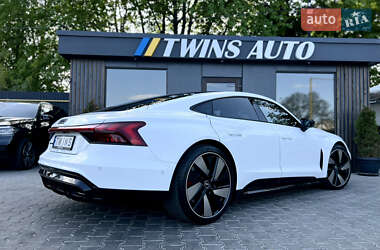 Лифтбек Audi e-tron GT 2022 в 
