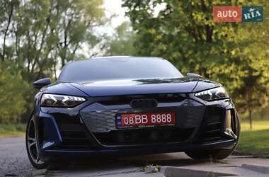 Лифтбек Audi e-tron GT 2022 в 