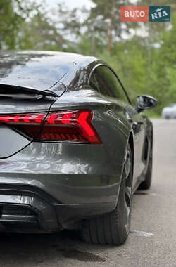 Ліфтбек Audi e-tron GT 2022 в 