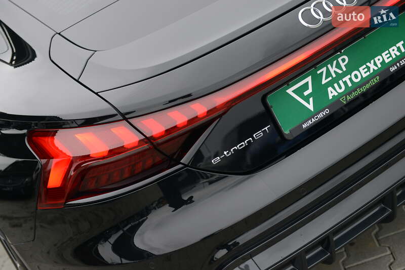Лифтбек Audi e-tron GT 2021 в Мукачево