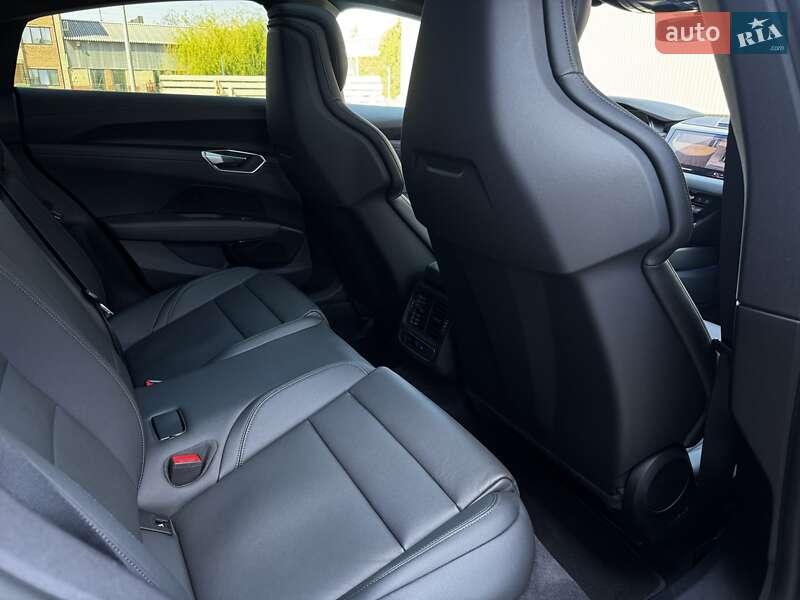 Лифтбек Audi e-tron GT 2022 в Черновцах