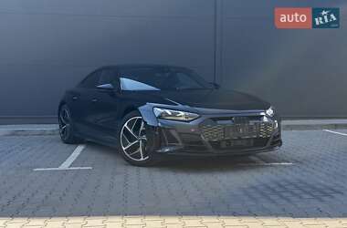 Лифтбек Audi e-tron GT 2022 в 