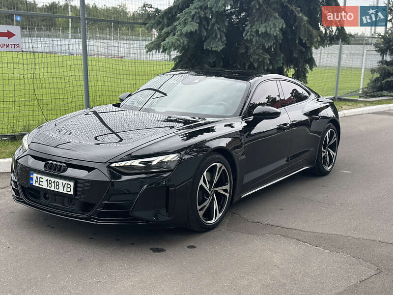 Лифтбек Audi e-tron GT 2024 в Киеве