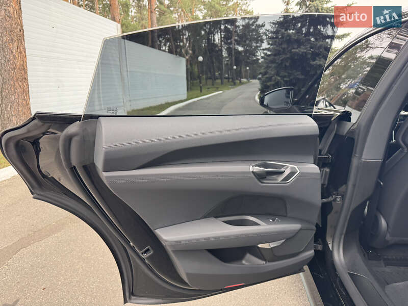 Лифтбек Audi e-tron GT 2024 в Киеве