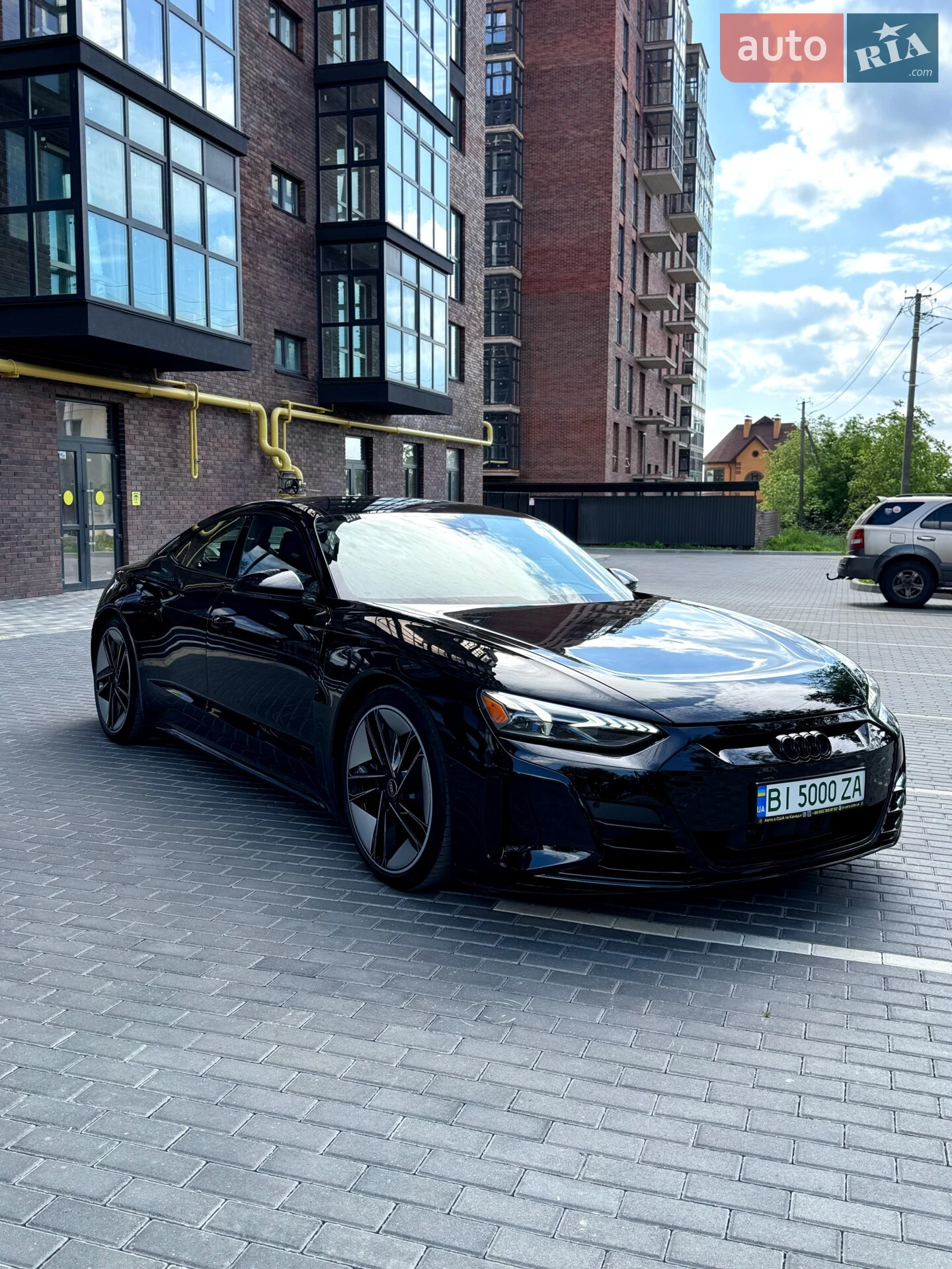 2022 Audi e-tron GT - мініатюра 25