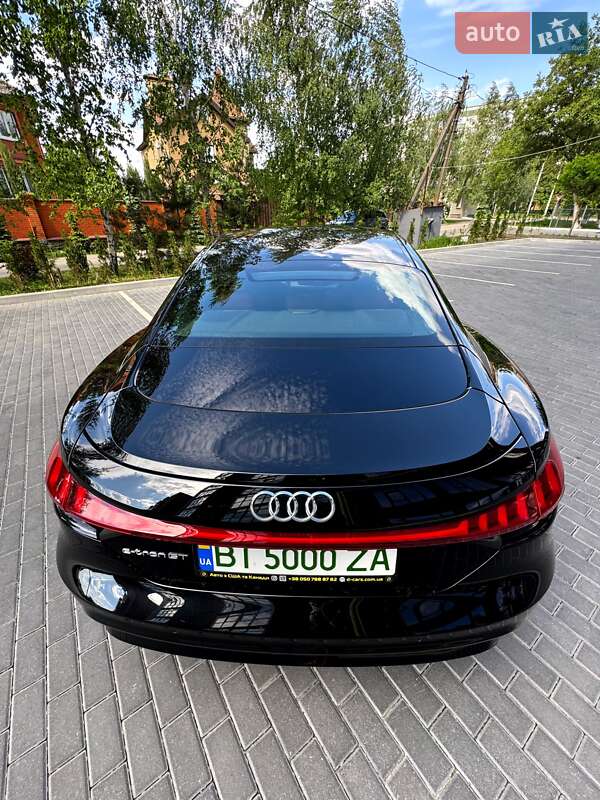 Ліфтбек Audi e-tron GT 2022 в Полтаві