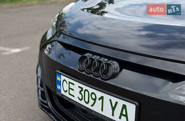 Лифтбек Audi e-tron GT 2023 в 