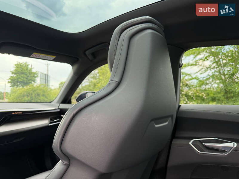 Лифтбек Audi e-tron GT 2023 в Кривом Роге