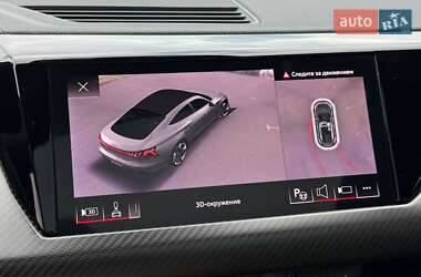 Лифтбек Audi e-tron GT 2023 в 