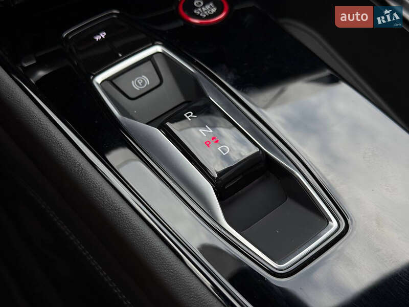 Лифтбек Audi e-tron GT 2023 в Кривом Роге