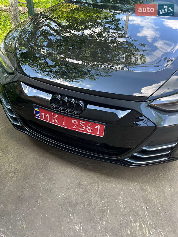 Лифтбек Audi e-tron GT 2023 в Киеве