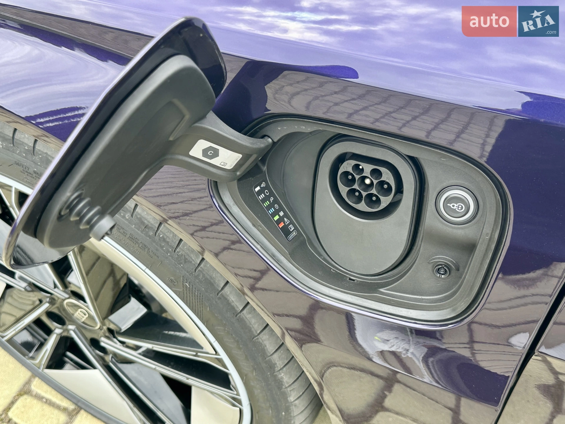 2024 Audi e-tron GT - мініатюра 23