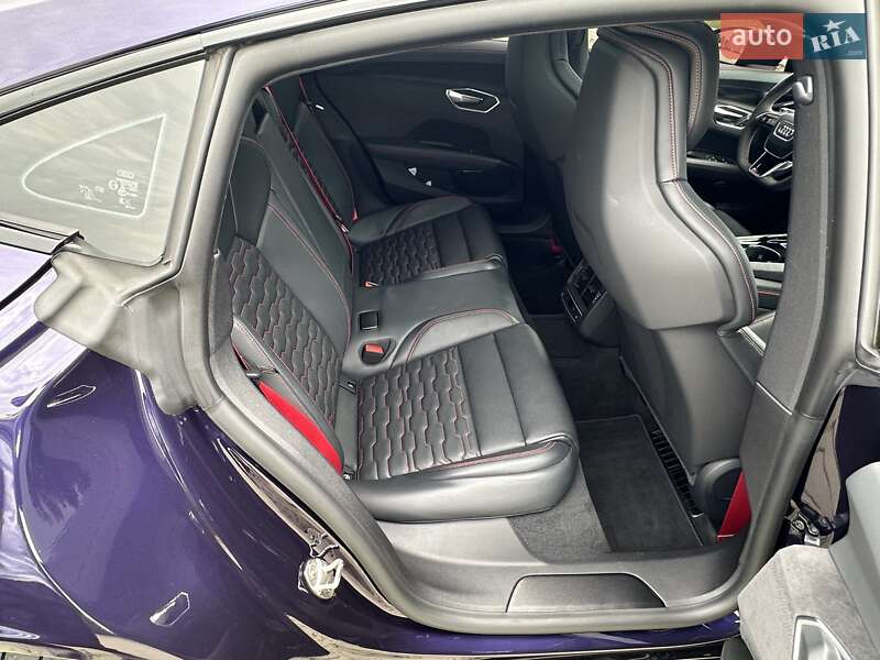 Лифтбек Audi e-tron GT 2024 в Одессе