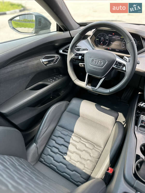 Лифтбек Audi e-tron GT 2021 в Киеве