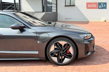 Лифтбек Audi e-tron GT 2022 в 