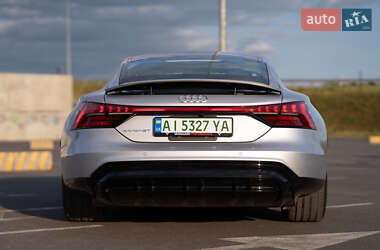 Лифтбек Audi e-tron GT 2021 в 