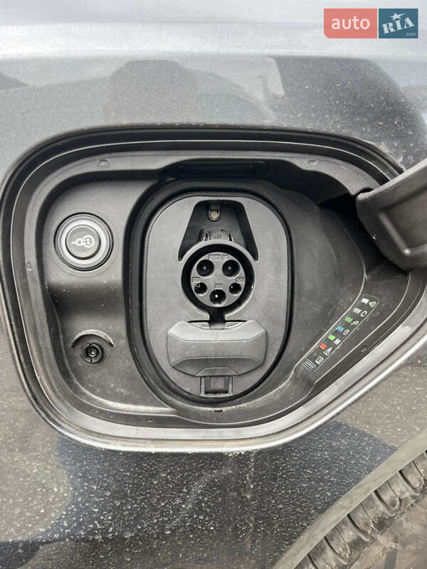 Ліфтбек Audi e-tron GT 2021 в Львові фото 30 Ліфтбек Audi e-tron GT 2021 в Львові