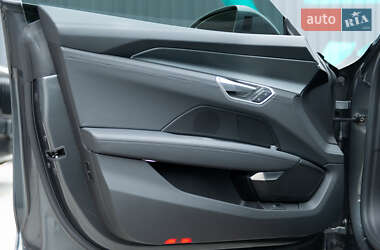 Лифтбек Audi e-tron GT 2021 в 