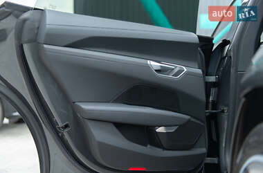 Лифтбек Audi e-tron GT 2021 в 