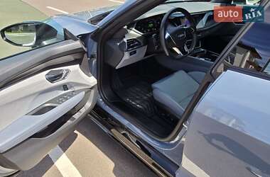 Лифтбек Audi e-tron GT 2021 в 