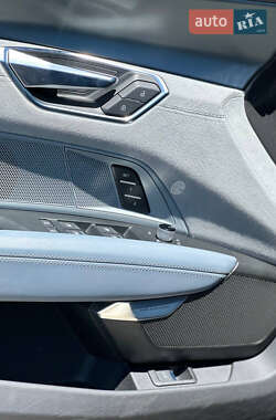 Ліфтбек Audi e-tron GT 2021 в 