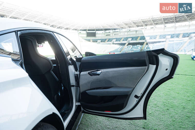Лифтбек Audi e-tron GT 2021 в Одессе