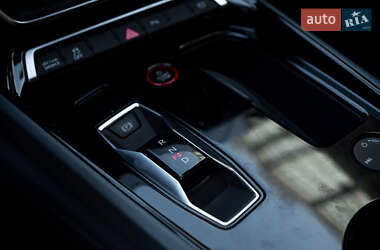Ліфтбек Audi e-tron GT 2021 в 