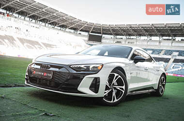 Ліфтбек Audi e-tron GT 2021 в 