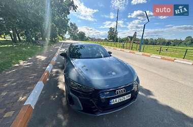Лифтбек Audi e-tron GT 2022 в 